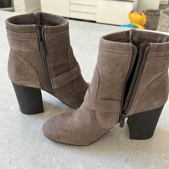 Vince Camuto "Simlee" Soft Tan Suede Leather Buckle Detail Side Zip Ankle Boots - Picture 13 of 16